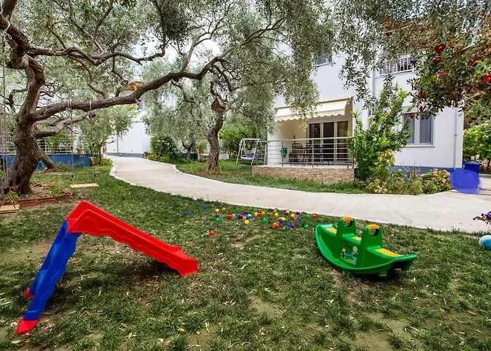 Prázdninový dům Koula 2-dimos Potos