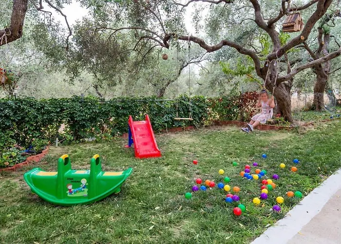 Koula 2-dimos Prázdninový dům